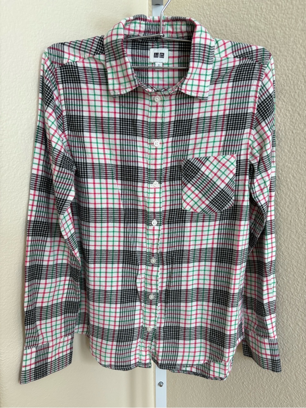 Uniqlo Long Sleeve Cotton Plaid Button-down Shirt - Size S